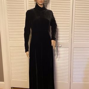 BARNEY'S New York Black Stretch Velvet Turtle Neck